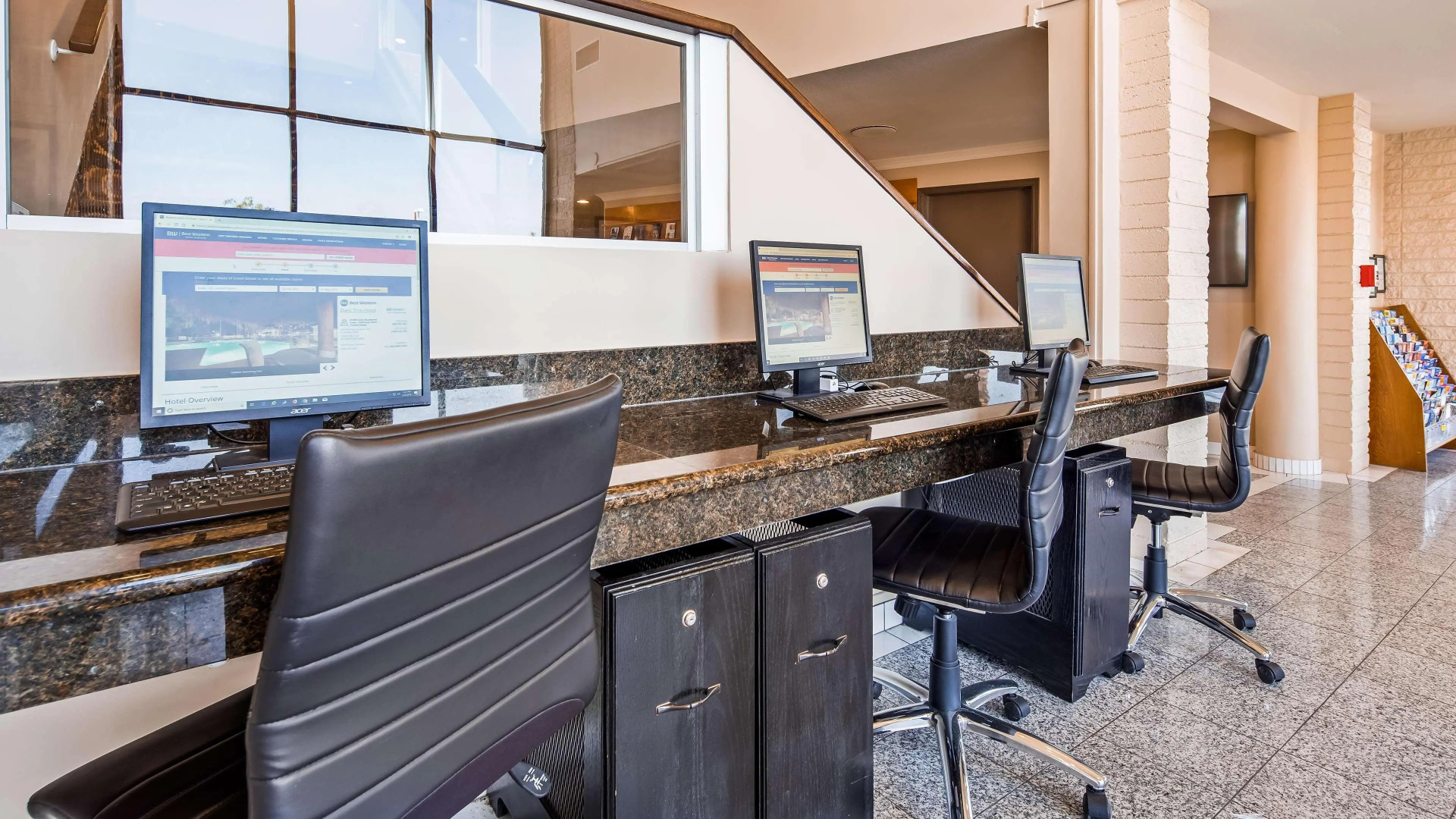 Best Western Date Tree Hotel