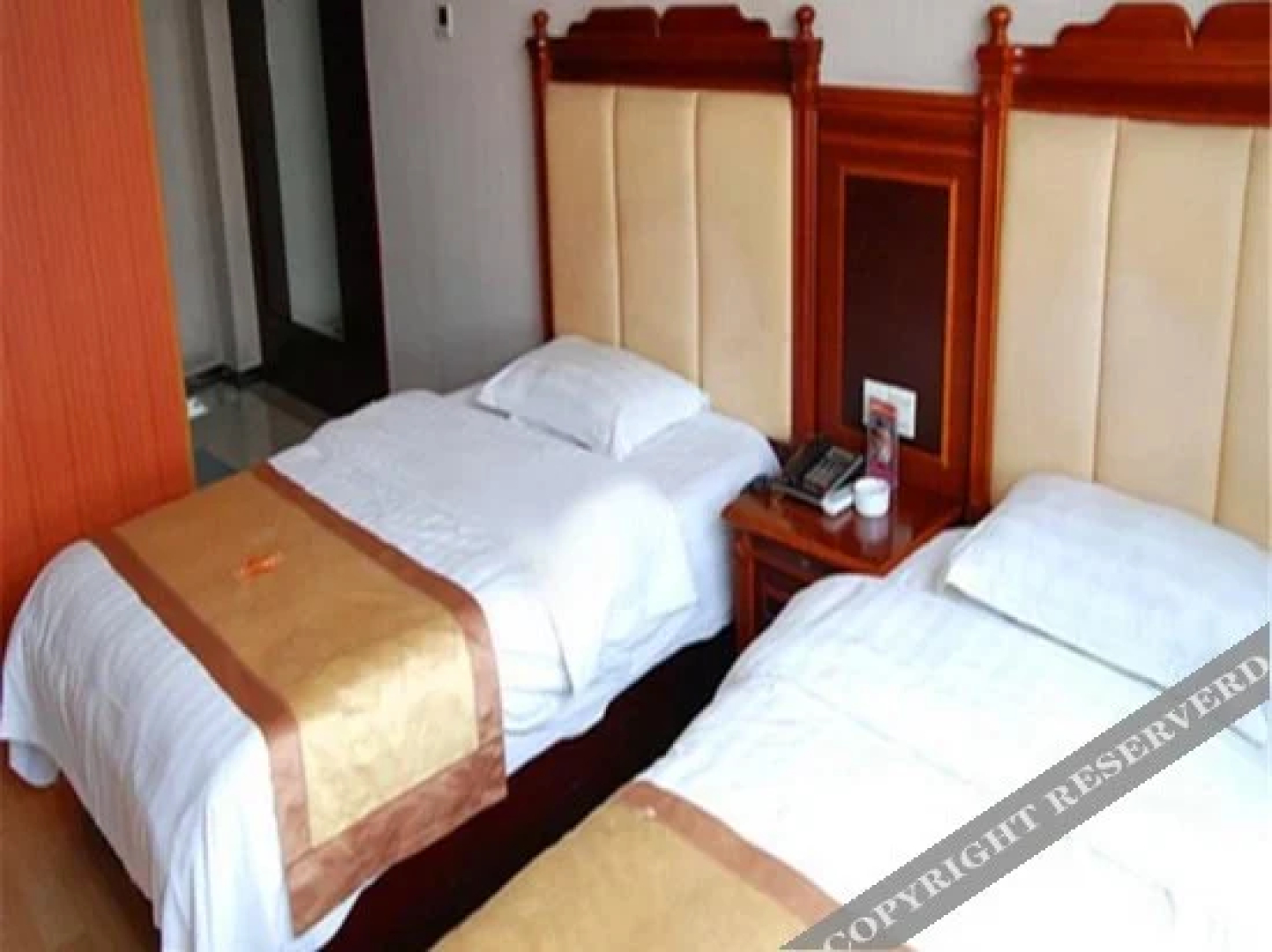 Phoenix Holiday Hotel