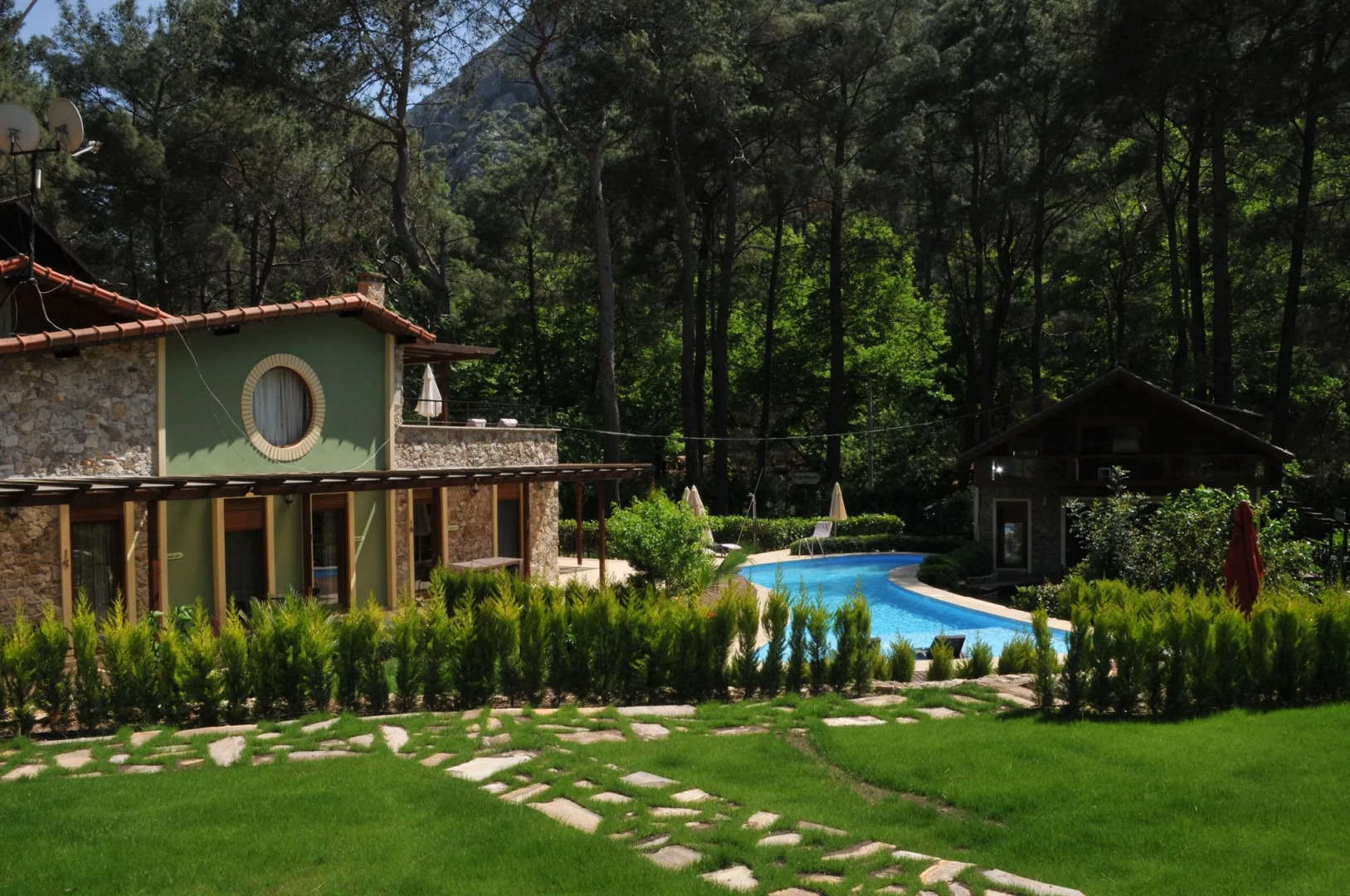 Zumrut Cirali Butik Otel