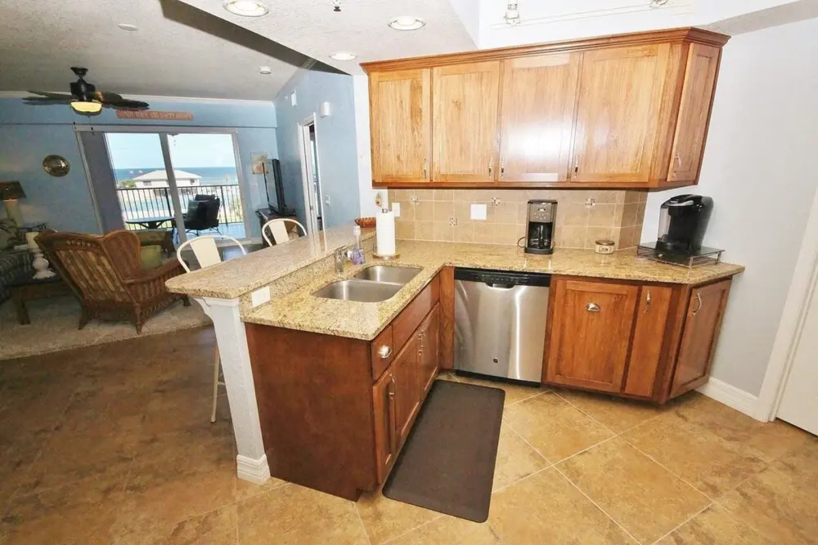 Oceanwalk 18-406 Apartment 2