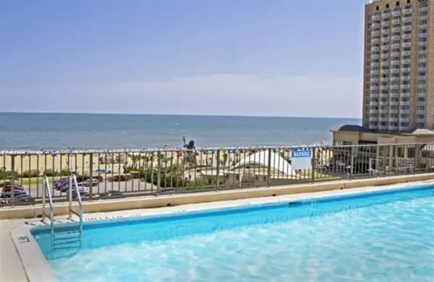 Neptune Park Inn