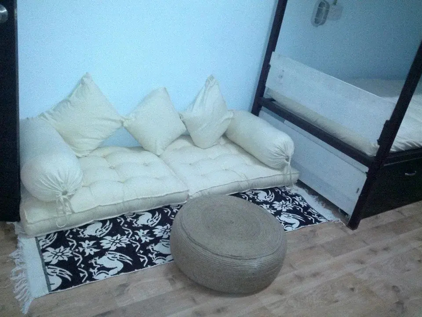 Jugaadus' Eco Hostel