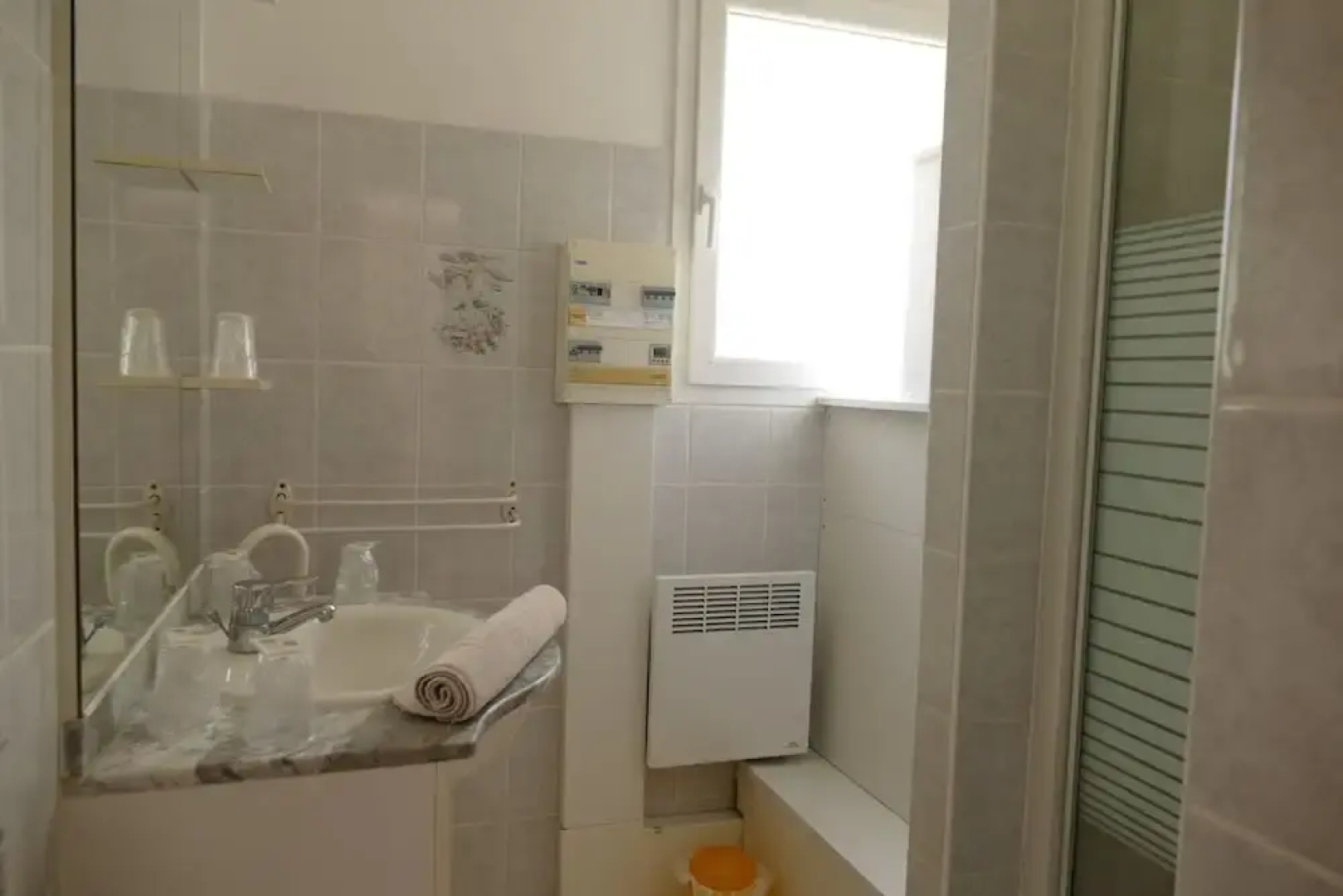 In the Country Side, Near Sarlat, Cottage With Indoor Heated Swimming Pool