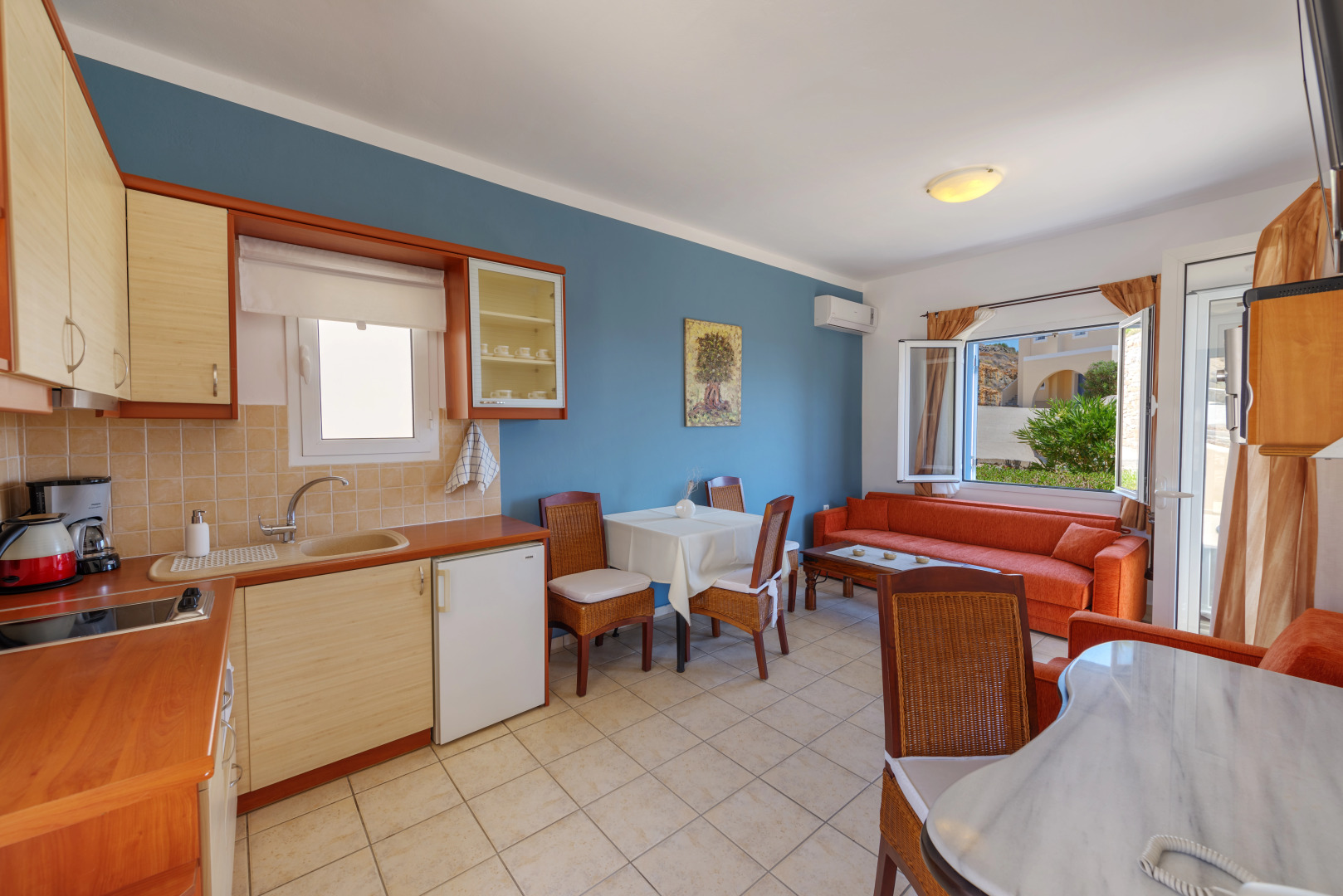 Sunrise Beach Suites