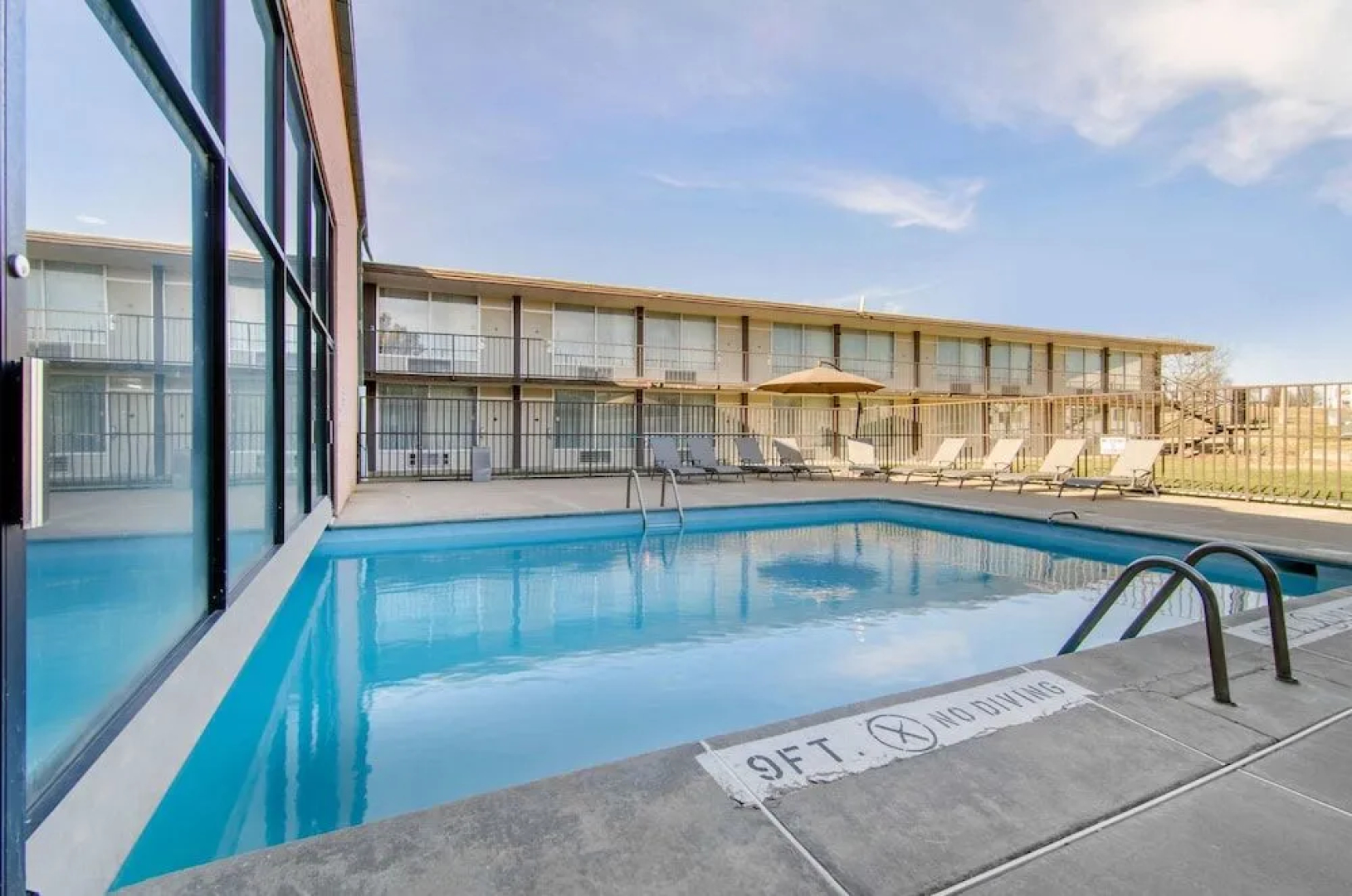 Clarion Inn & Conference Center