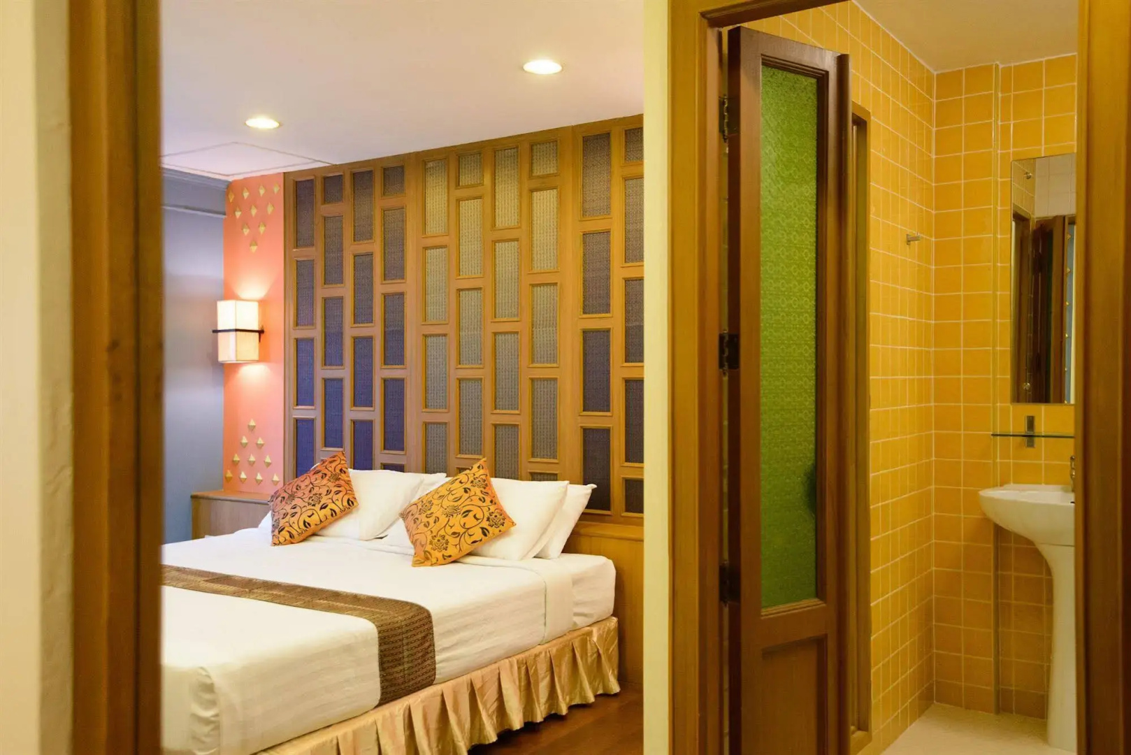 Golden House Bangkok