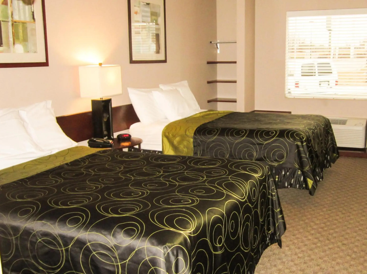 Bell's Extended Stay and Suites
