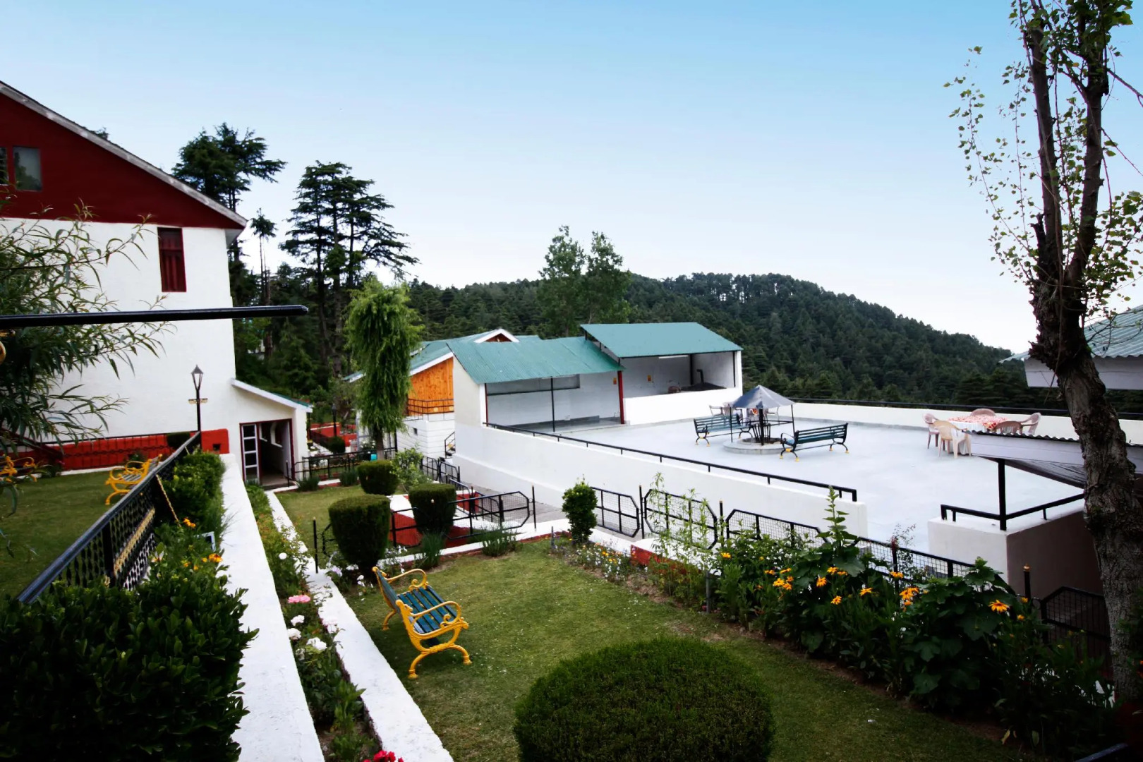 Vardaan Hotels - PatniTop