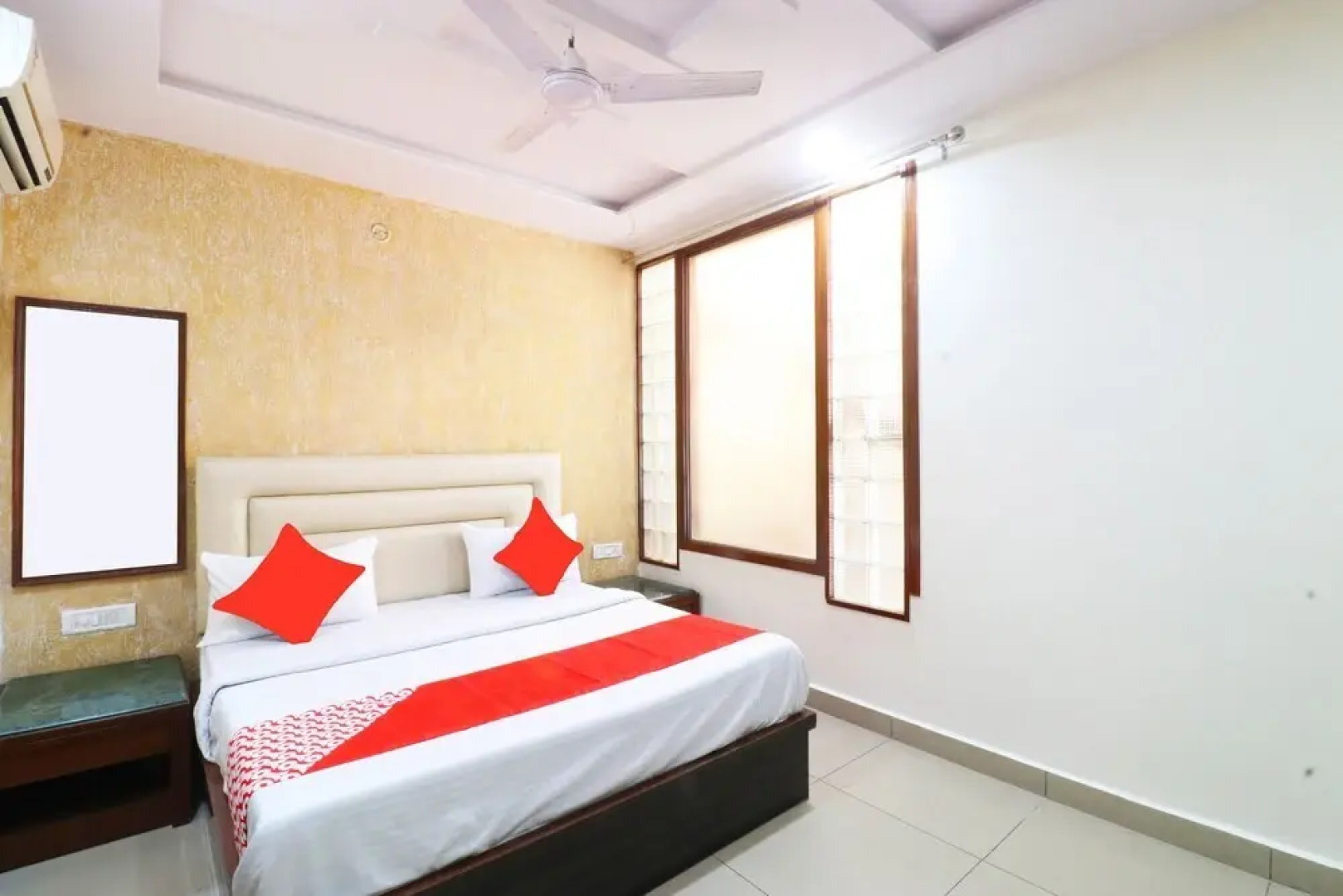 Oyo 40402 Hotel Kirandeep