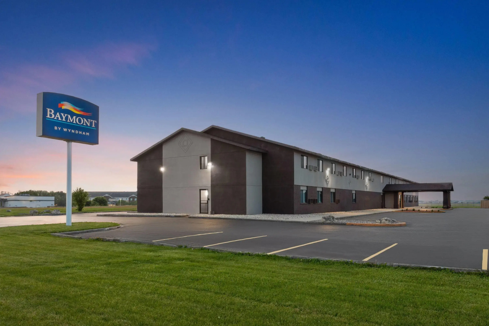 Baymont by Wyndham Oshkosh Airport