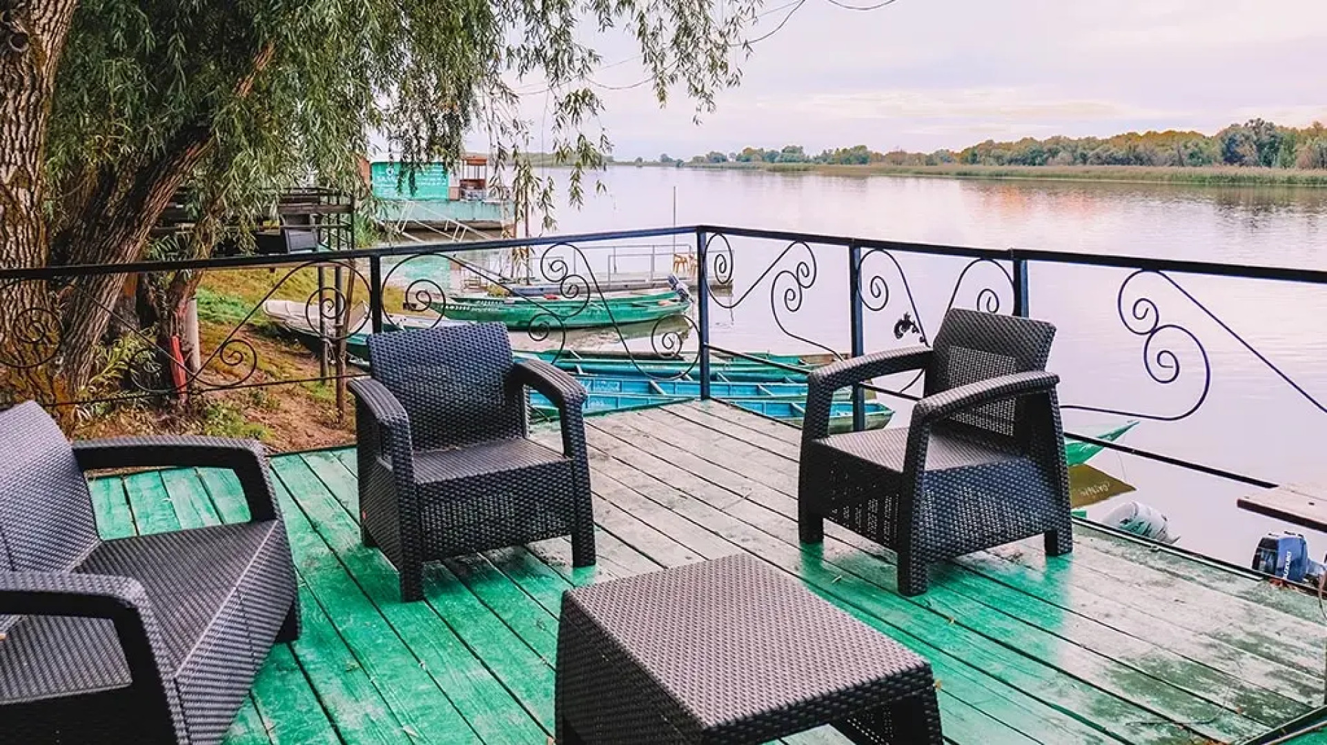 Замок (Астраханская обл)