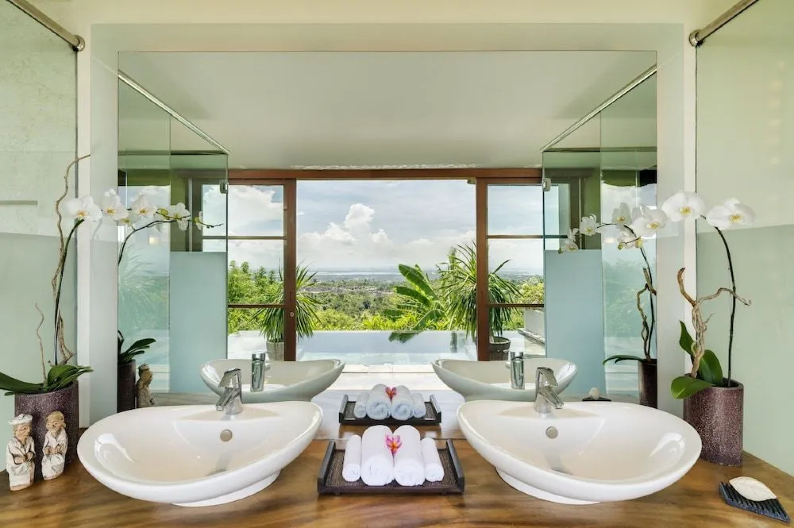 The Longhouse, Jimbaran - Bali