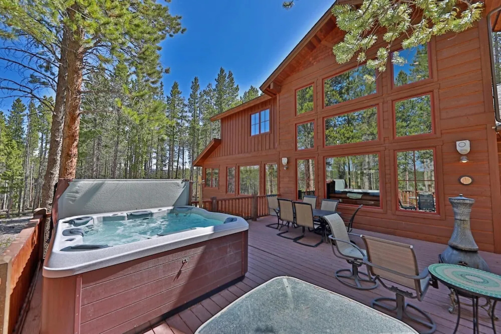 Juniper House 4 Bedrooms 3.5 Bathrooms Home