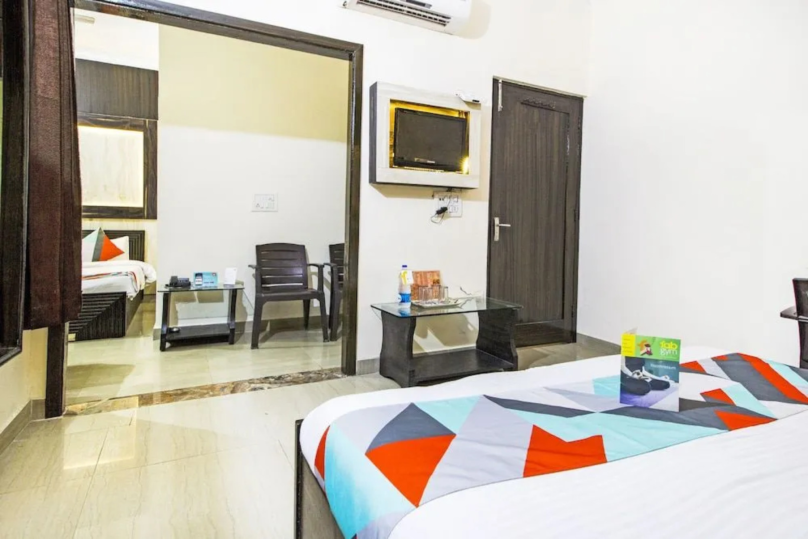 FabExpress Royal Residency Suites