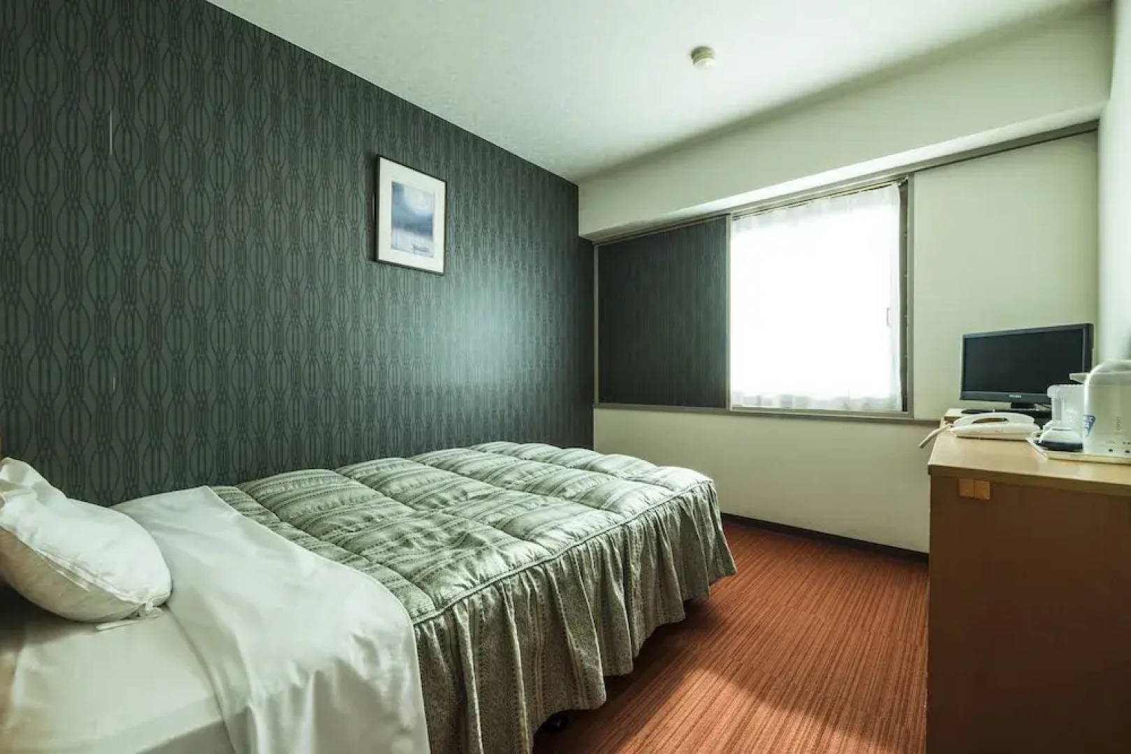 Isahaya Station Hotel