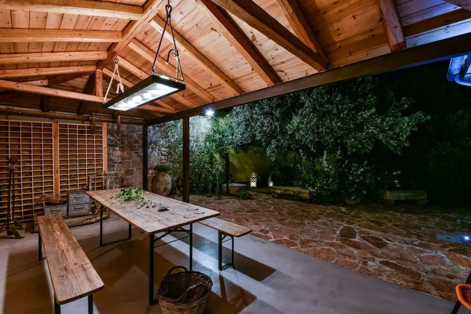 Boutique Stone Cottage With Large Terraces