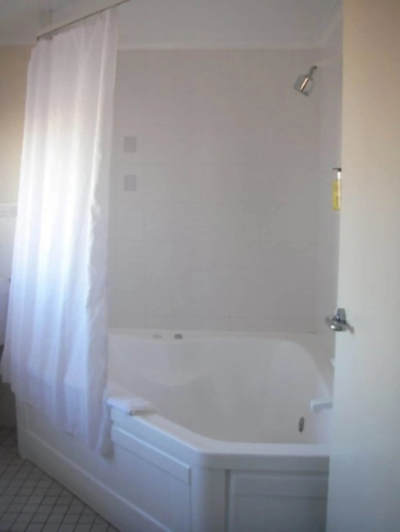 Harbour View Motel on Ahuriri Beach in Napier NZ with sea view suites