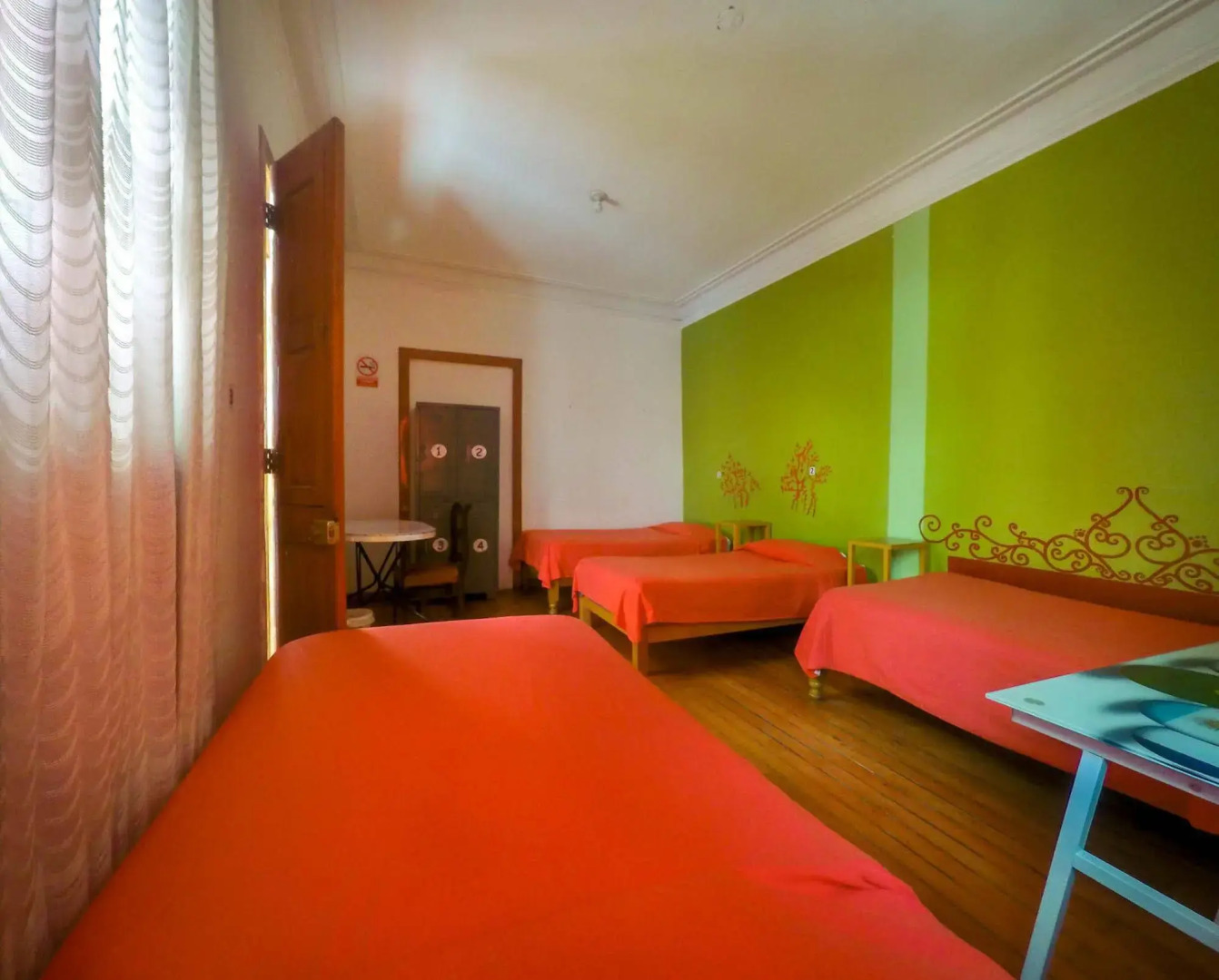 Mercaderes Backpackers