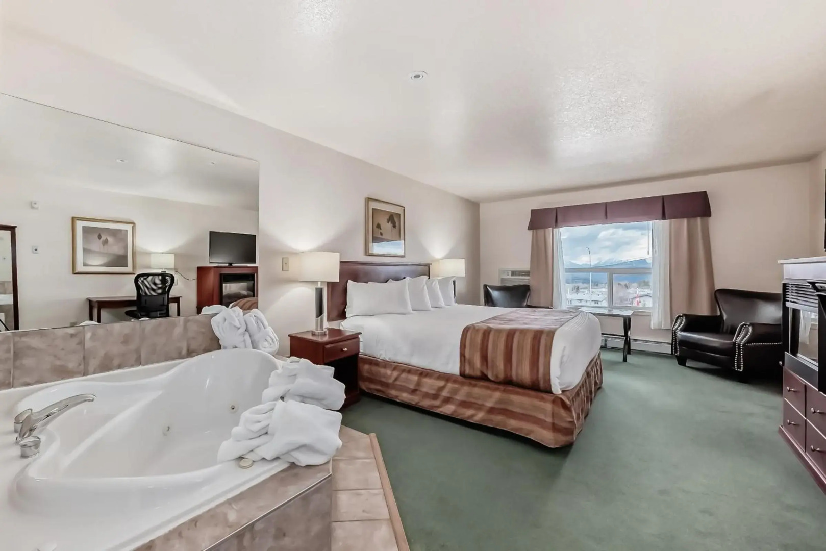 Best Western Grande Mountain Getaways & Hotel