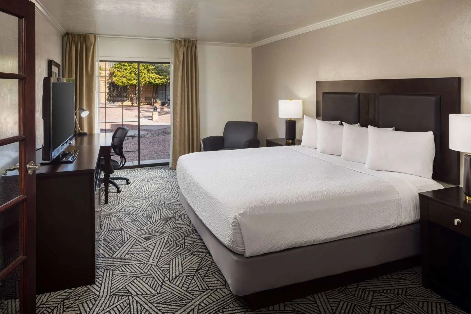 Wyndham Tucson Airport Hotel & Conference Center