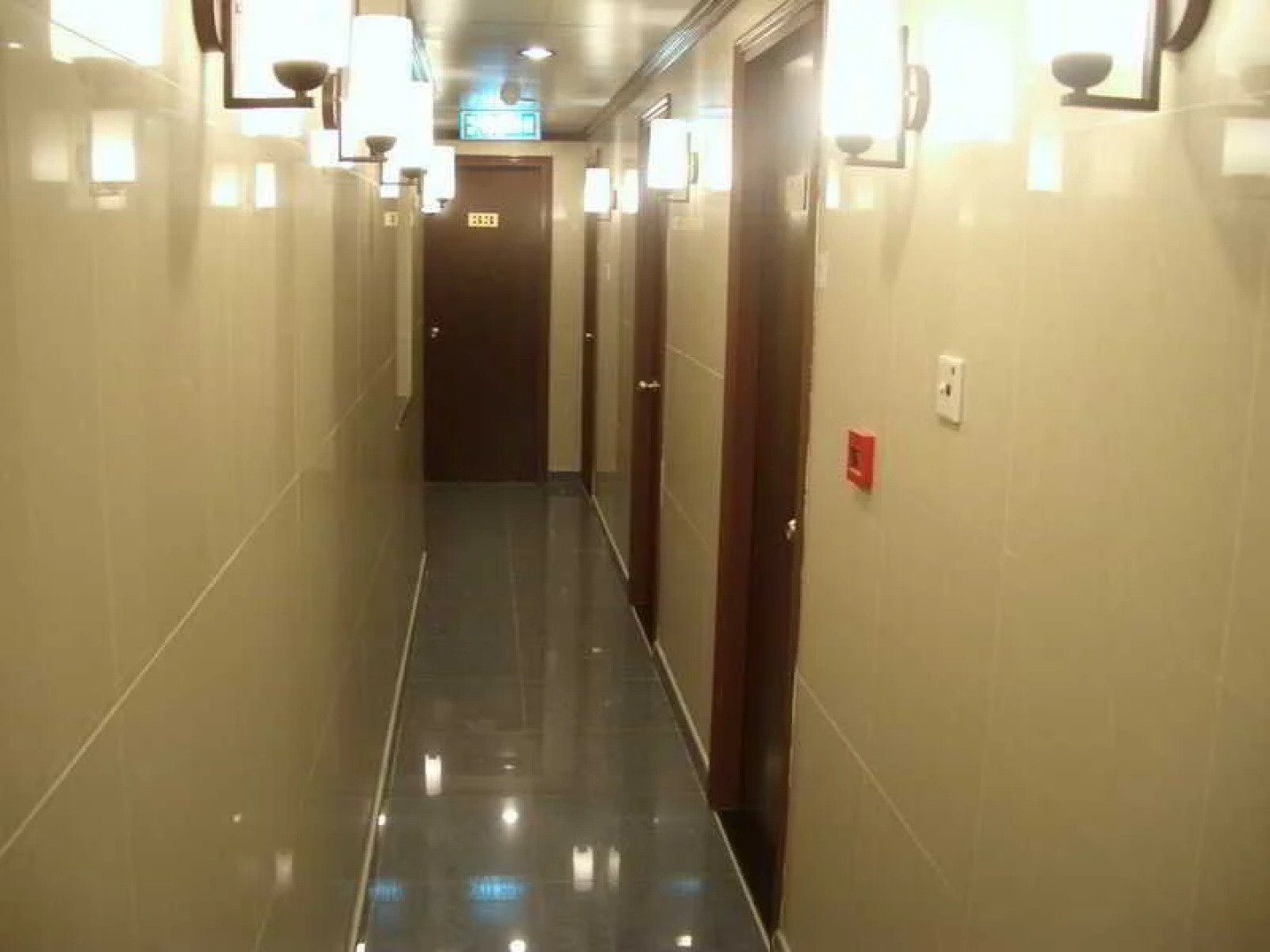 Lis Chain Hostel
