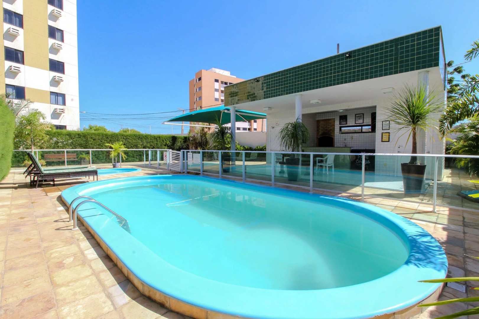 Apartamento c/ Piscina e Garagem | CDC 3120/602