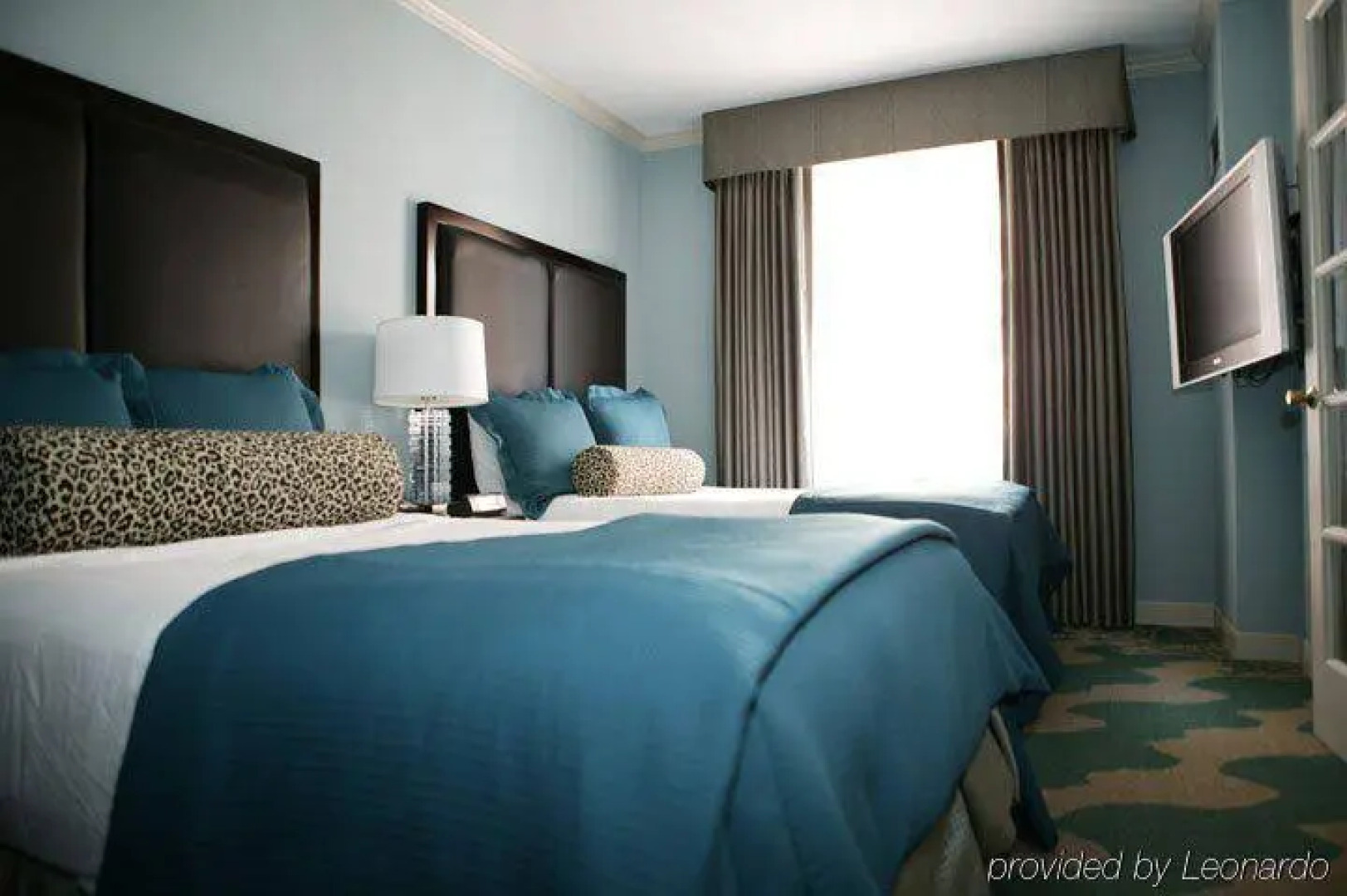 Roberts Mayfair Hotel