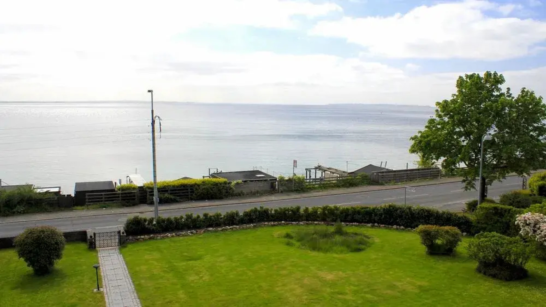 B & B by The Sea