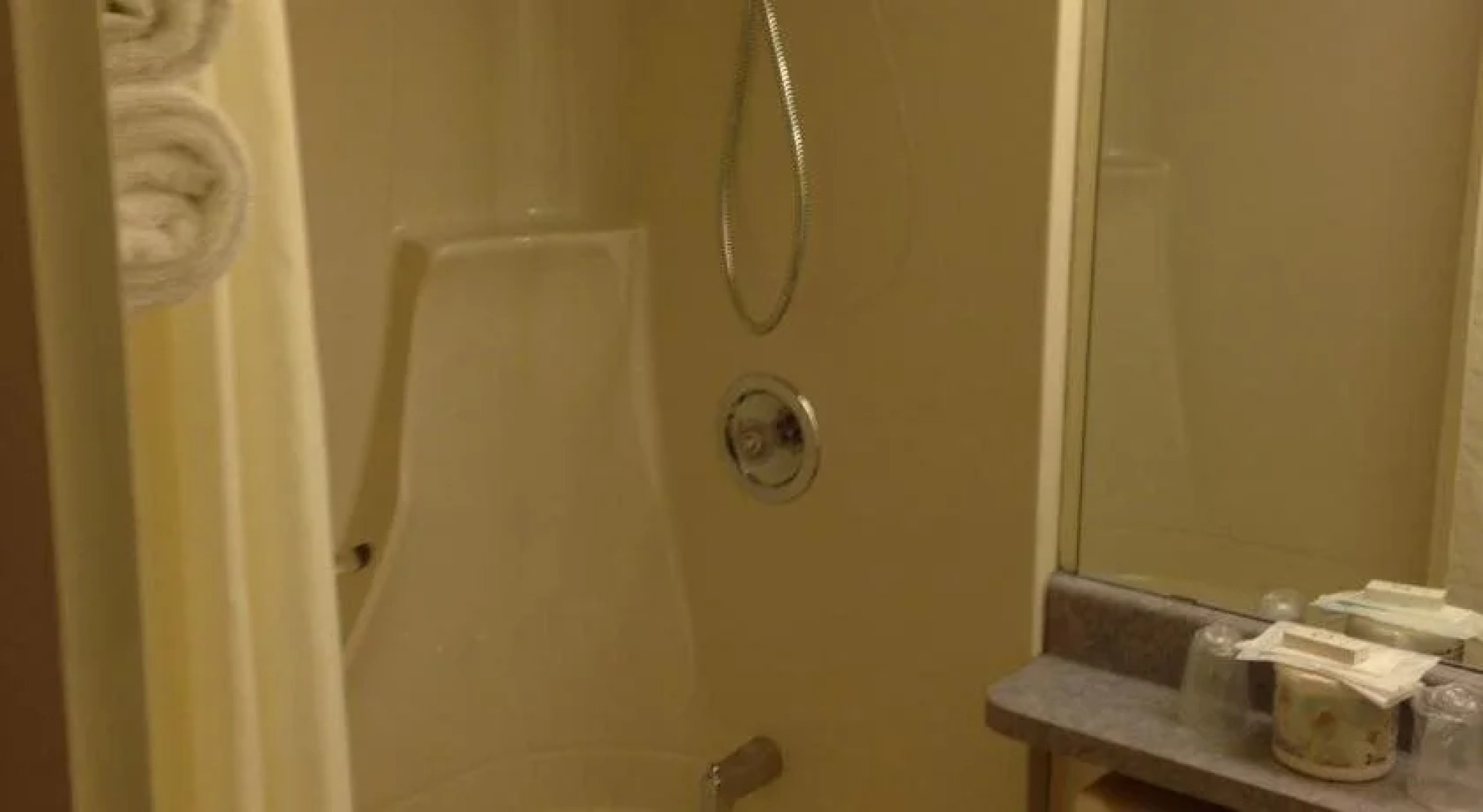 Petawawa River Inn and Suites