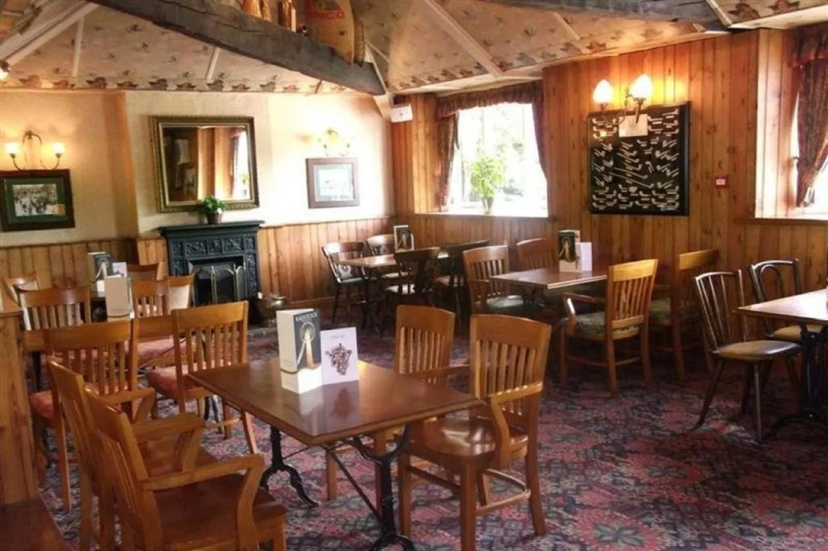 Radstock Hotel – RelaxInnz