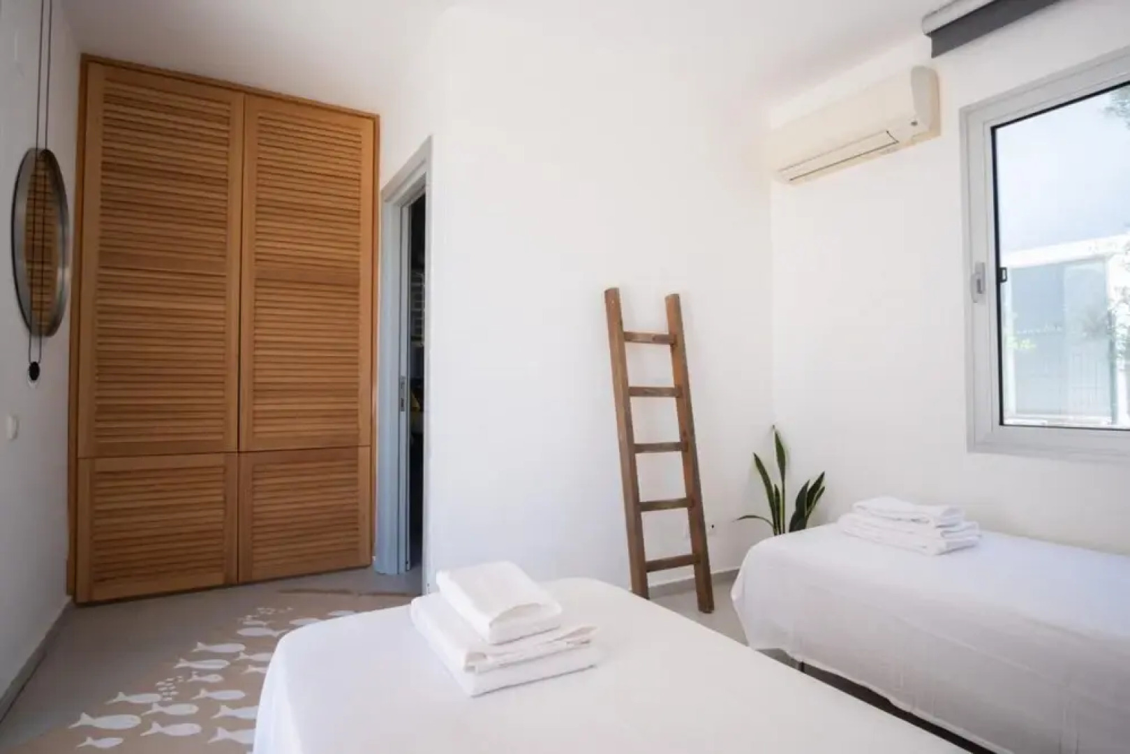 Refreshing House With Shared Pool in Gumusluk