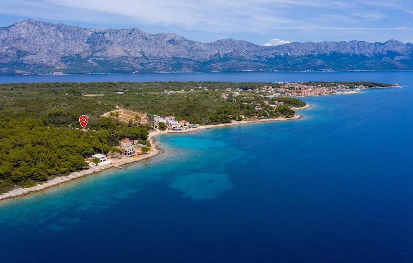 Beautiful Home in Sucuraj With Wifi and 2 Bedrooms