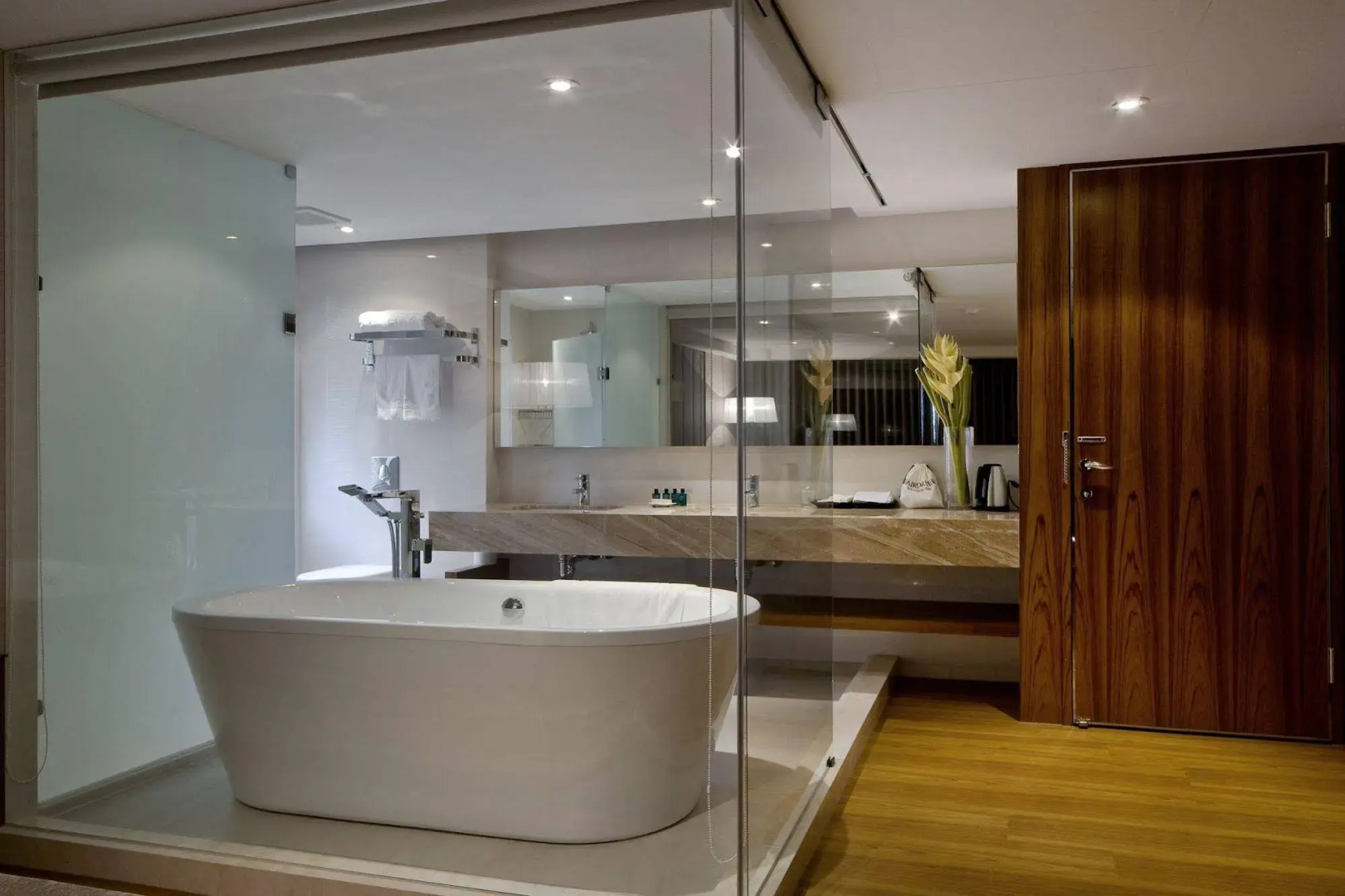 Spa Home Sun Moon Lake Luxury Lakeside Hotel