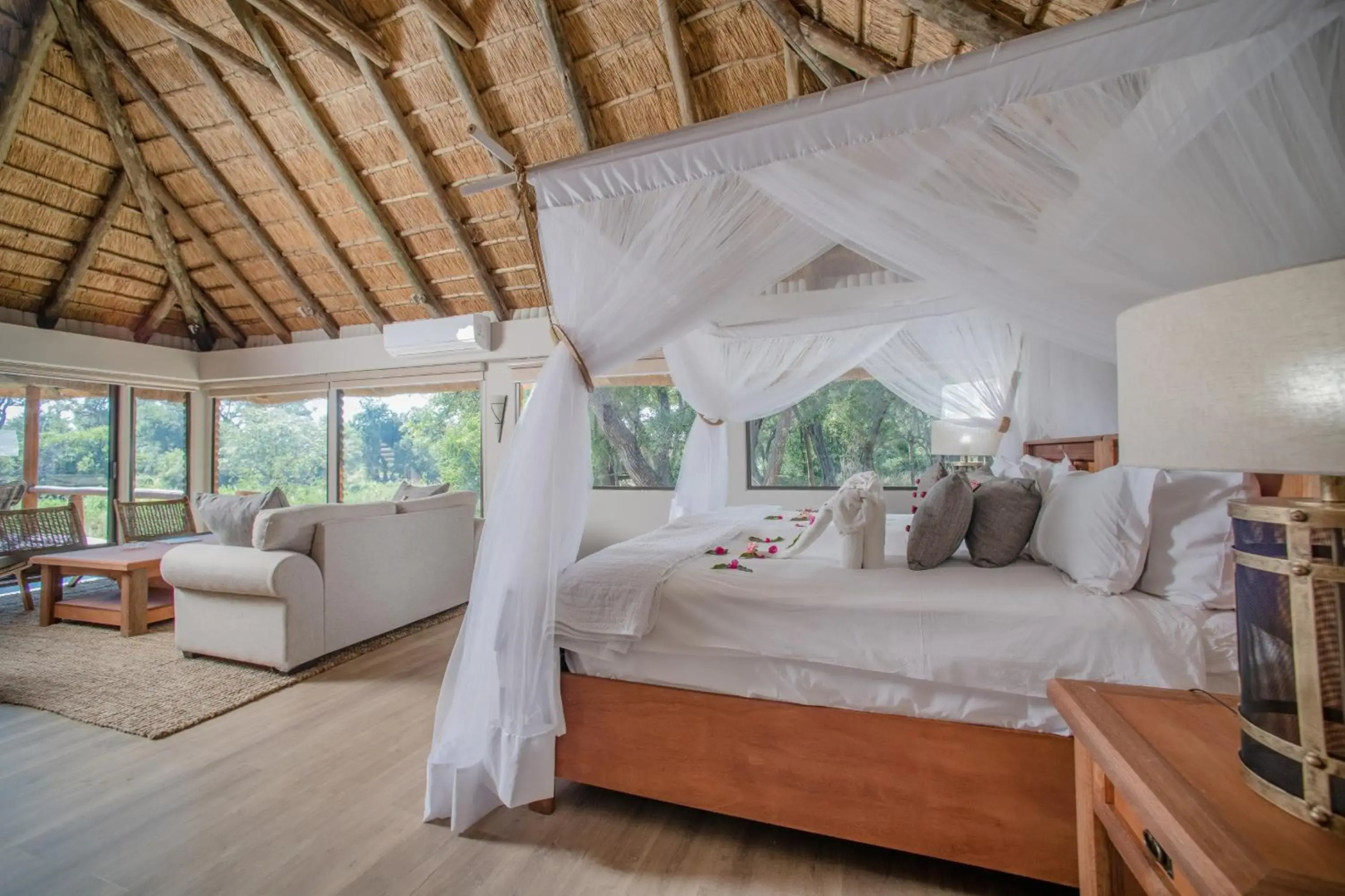 Karongwe - River Safari Lodge