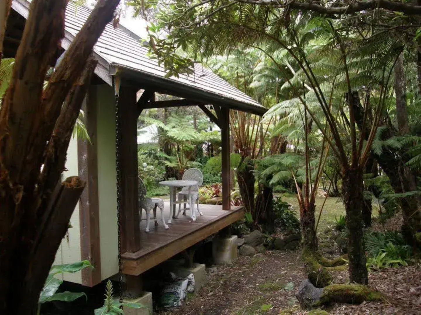 Volcano Teapot Cottage