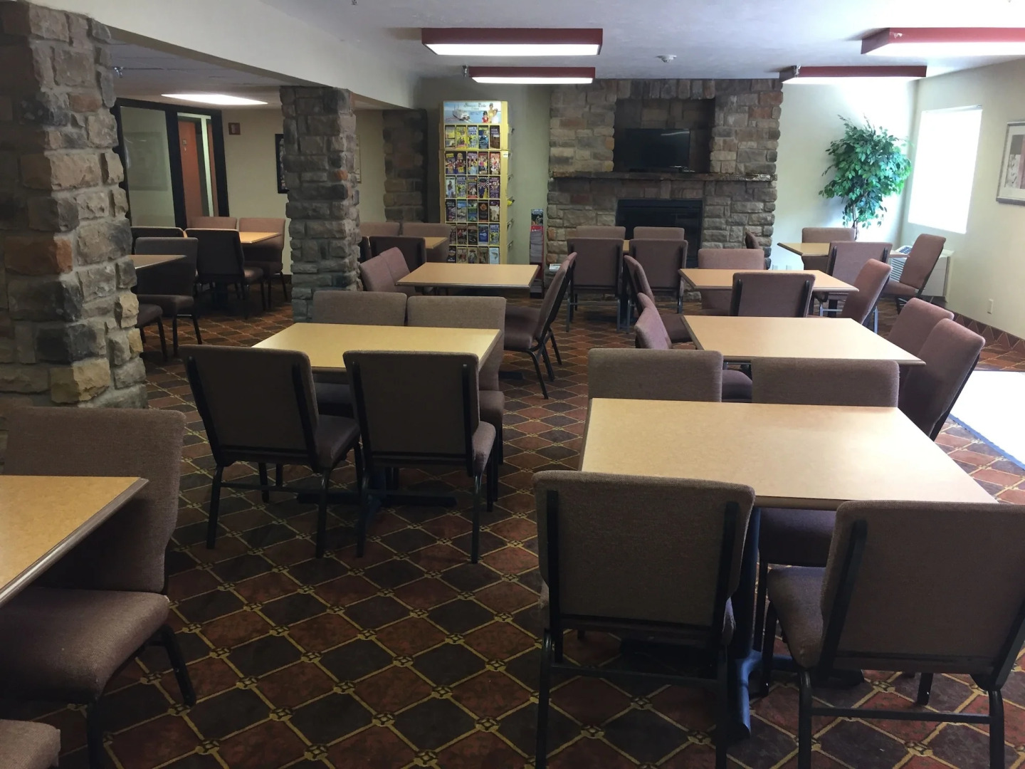 Suburban Studios Branson On The Strip