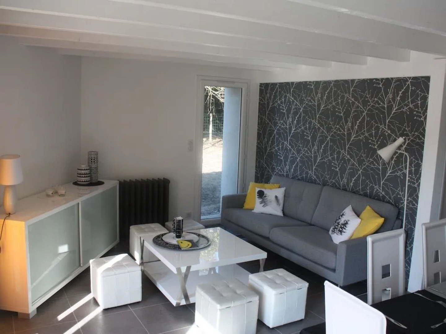 A la Villa dHerbauges