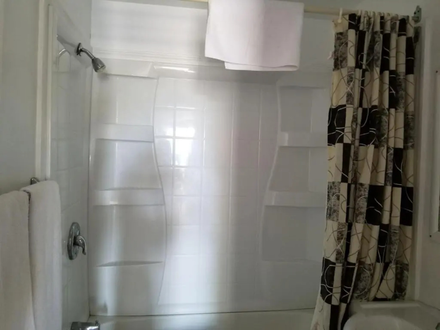 Shiva's Travelers Lodge