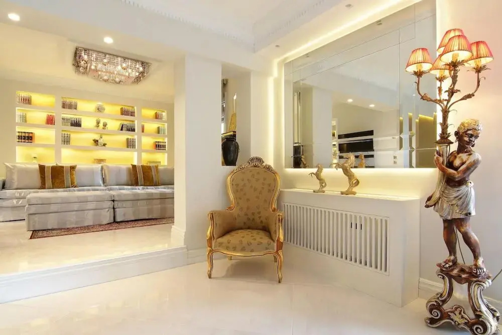 Royal Riviera Residence