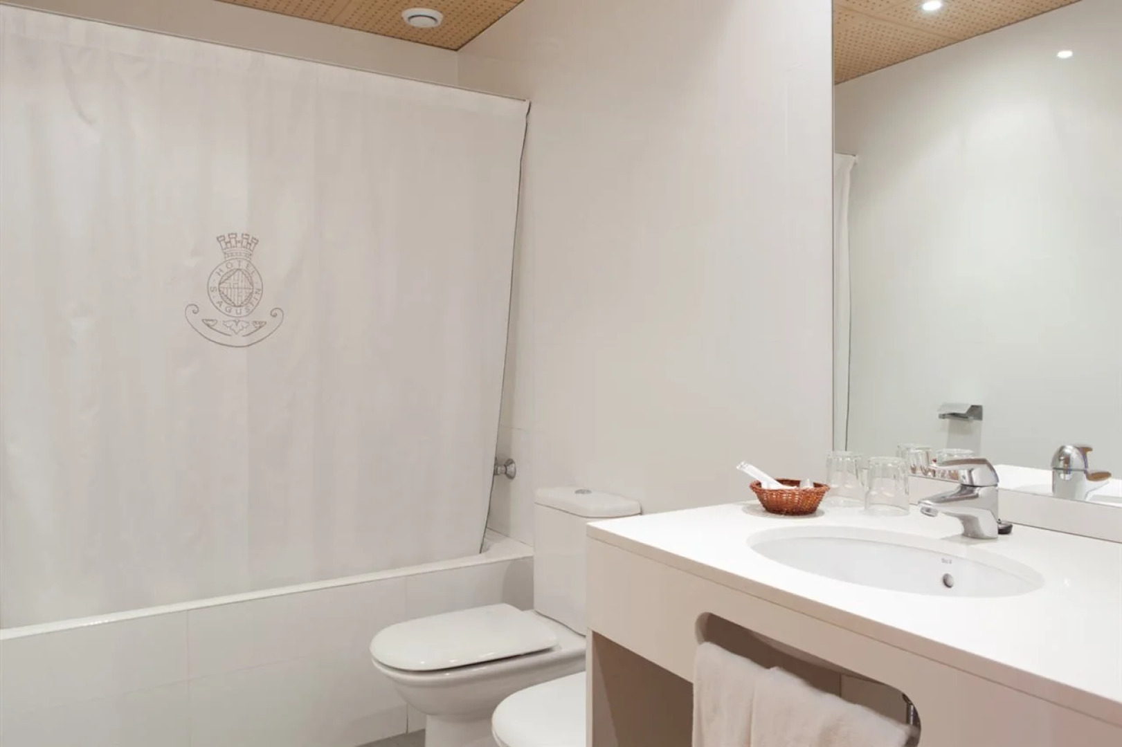 Отель Sant Agustí