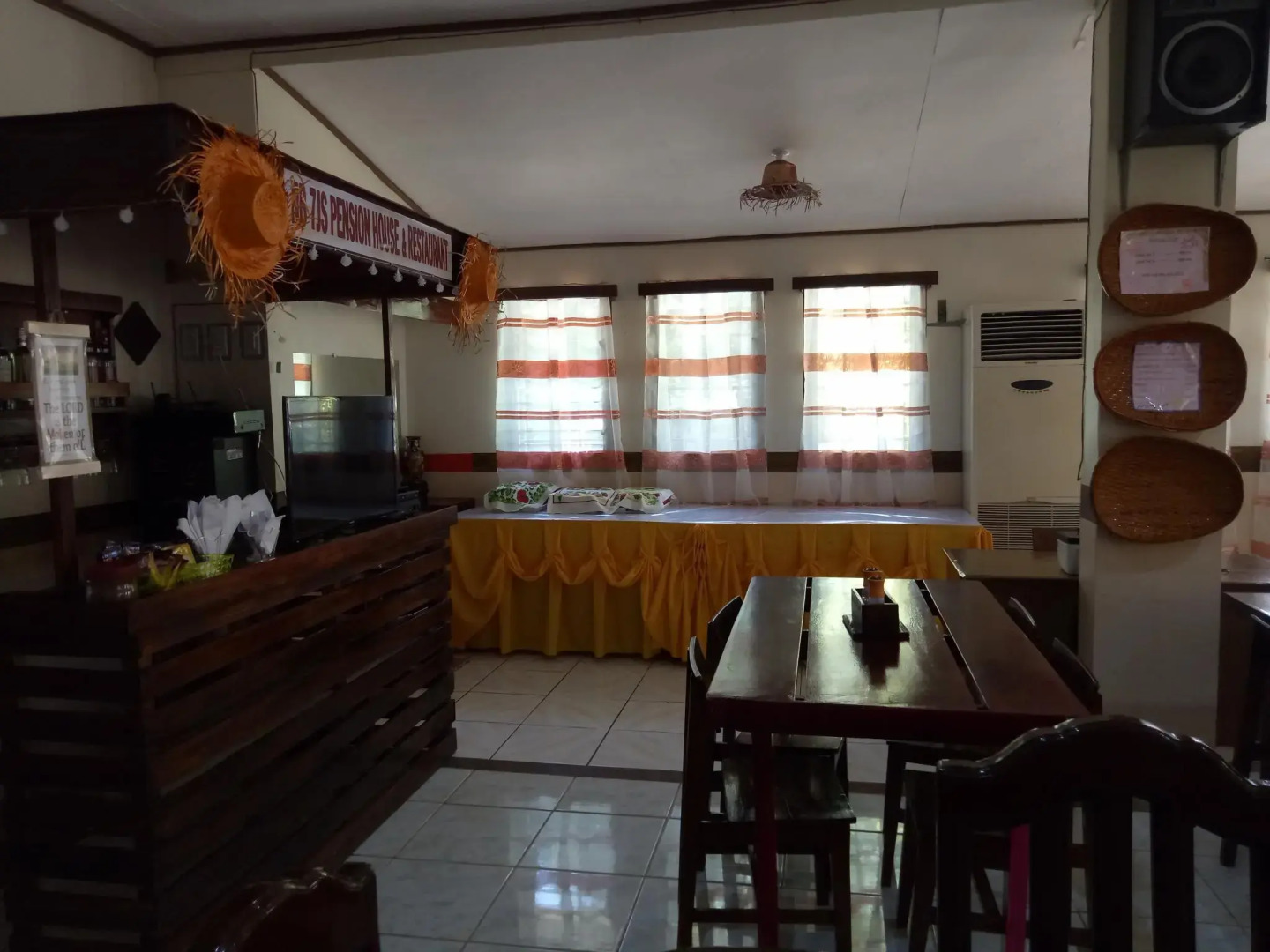 NB 7J's Pension House