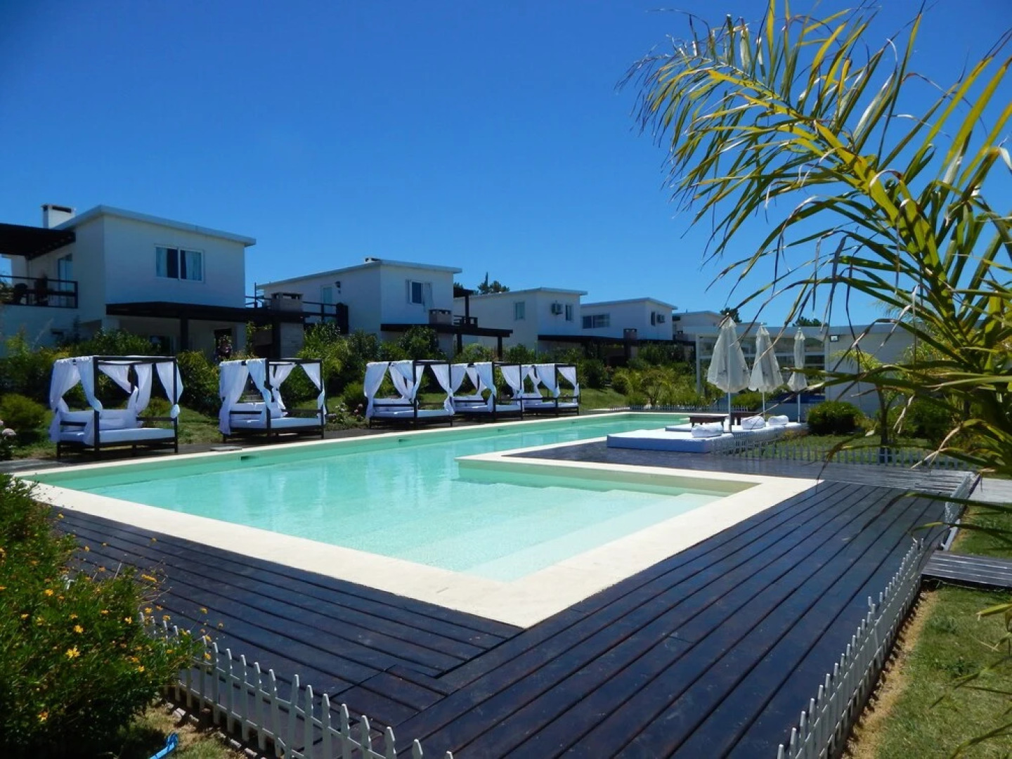 Skyblue Park Apart Hotel