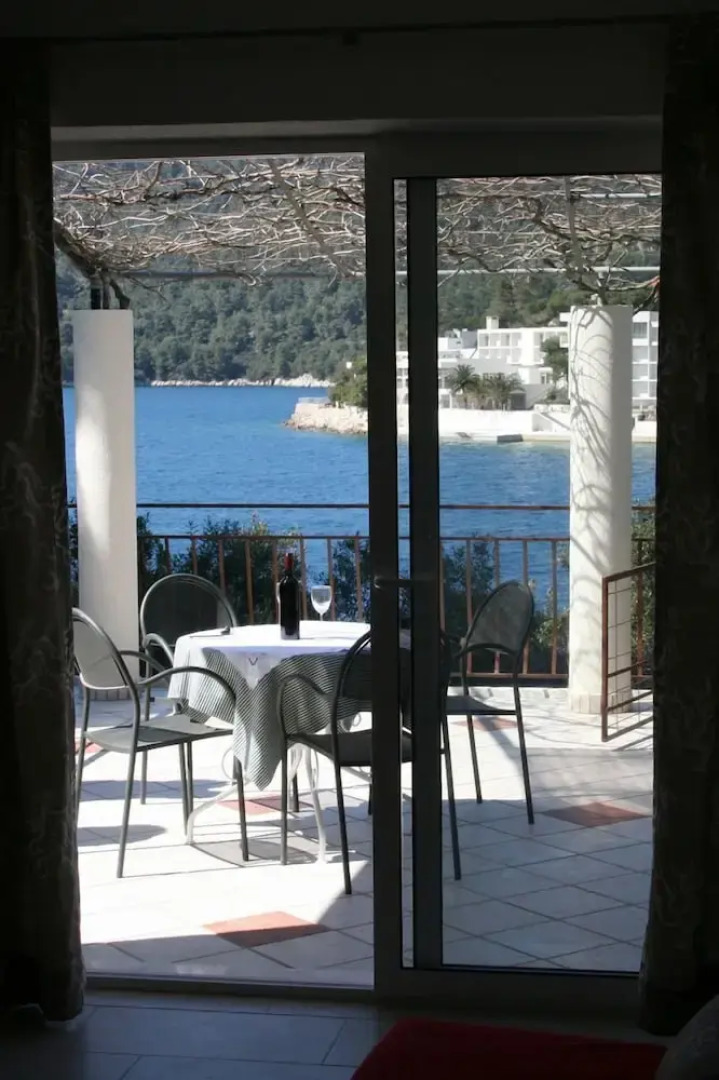 Robert - 5m From the sea - A1