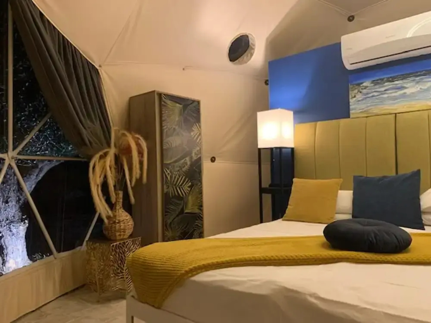 Gorgeous Geodesic Dome Next to Kopria Beach