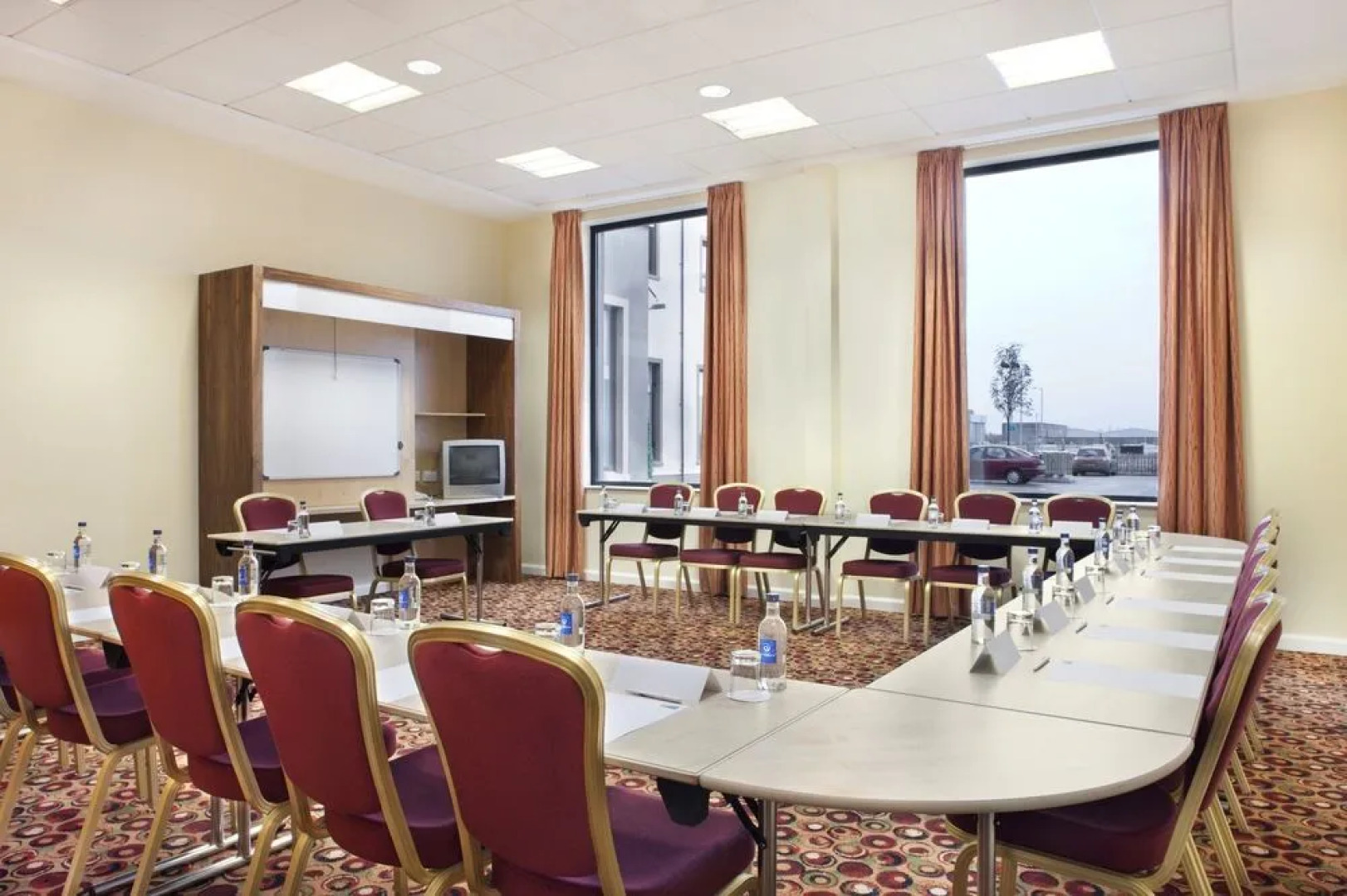 Holiday Inn Express Antrim