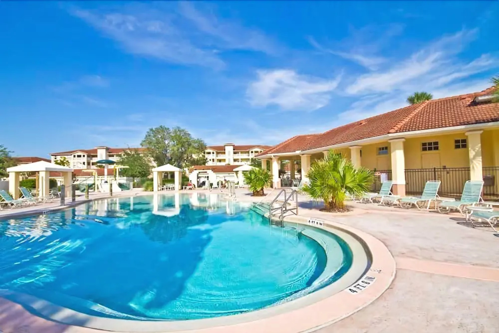 Canopy Walk 1012 - Three Bedroom Condo