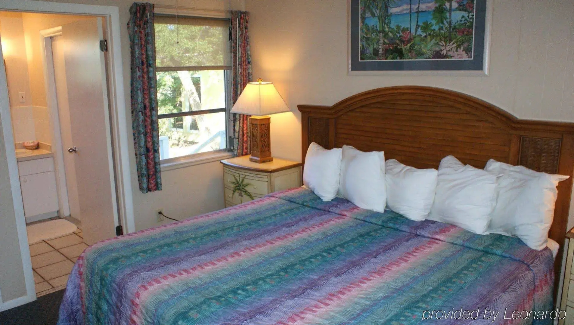 Shalimar Cottages And Motel