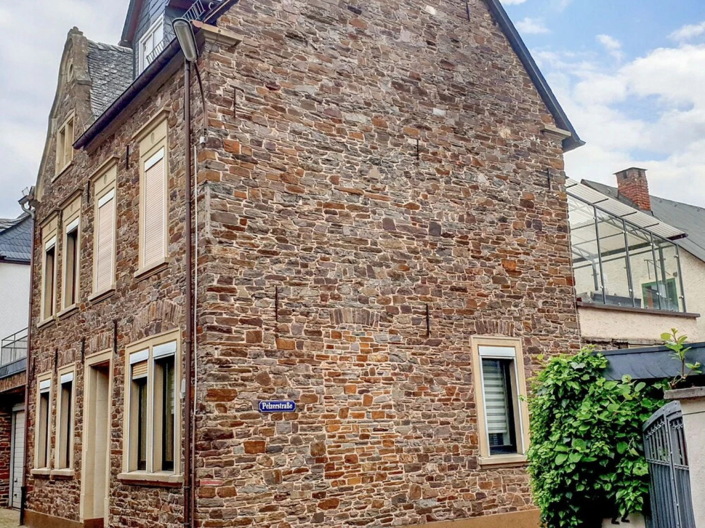 Winzerhaus Ediger-eller