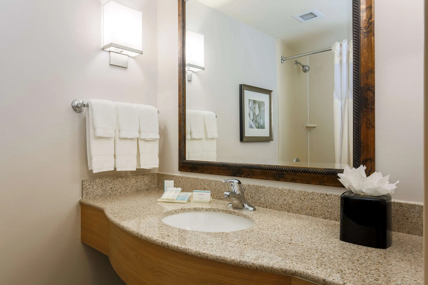 Hilton Garden Inn Bakersfield