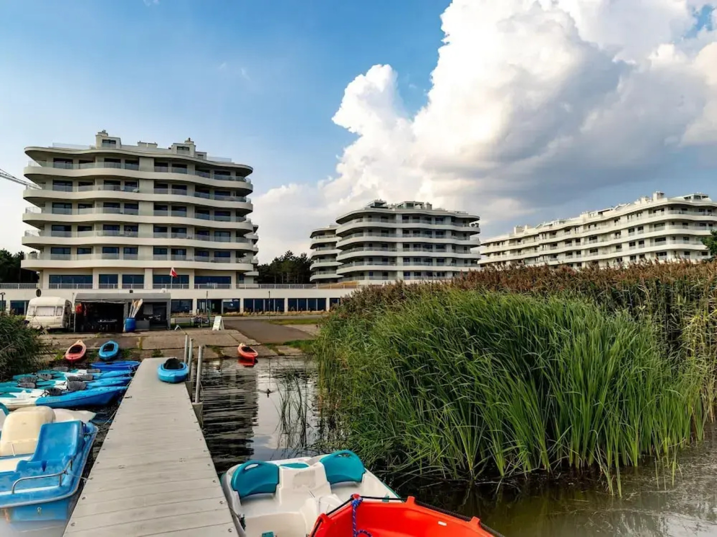 Apartment in Rogowo Near Beach and Lake